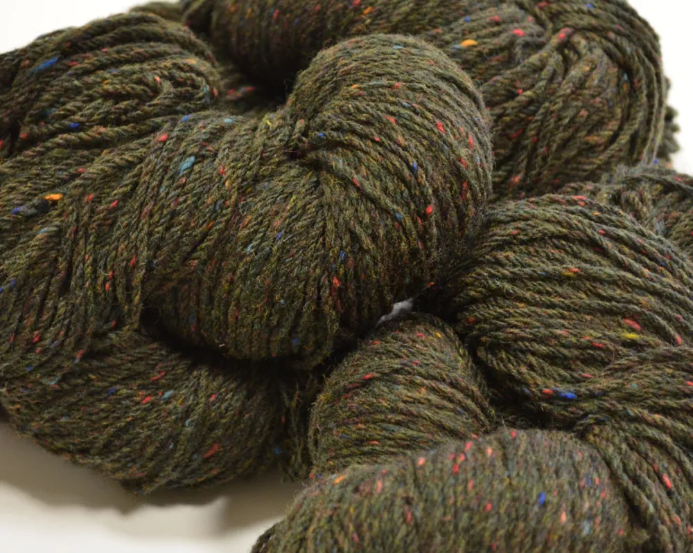 Hot Aran Wool Knitting Hanks - Moss Green Aran Wool