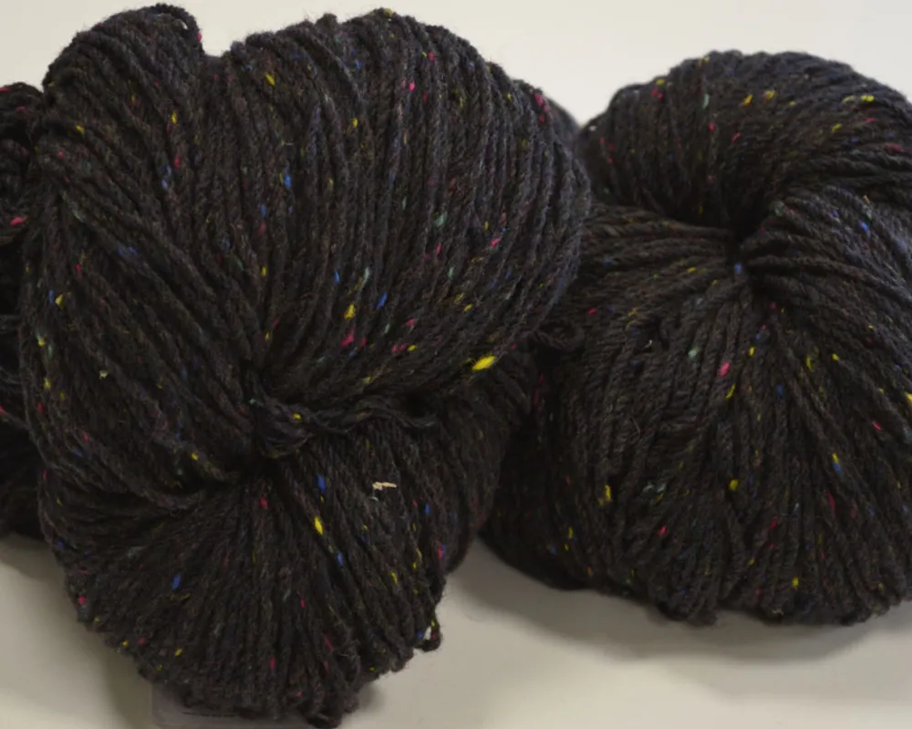 Outlet Aran Wool Knitting Hanks - Turf Mix Aran Wool