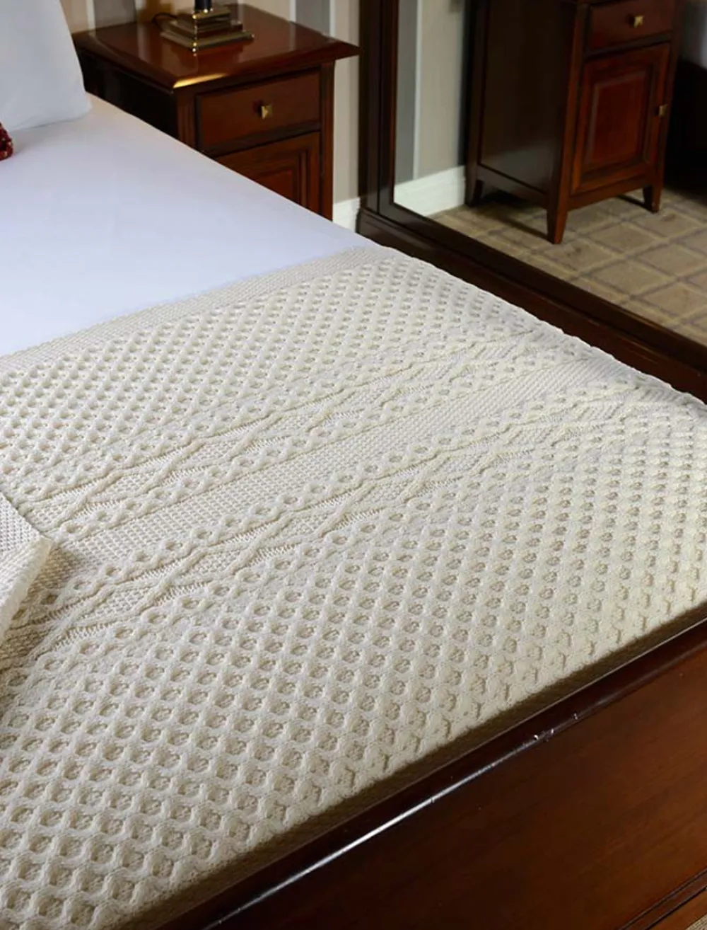 Best Sale Buckley Clan Aran Throw Clan Throws