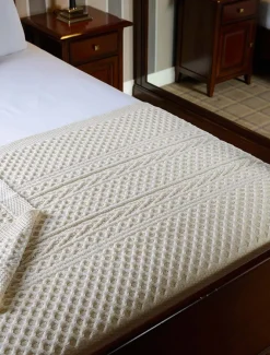 Cheap Dempsey Clan Aran Throw Clan Throws