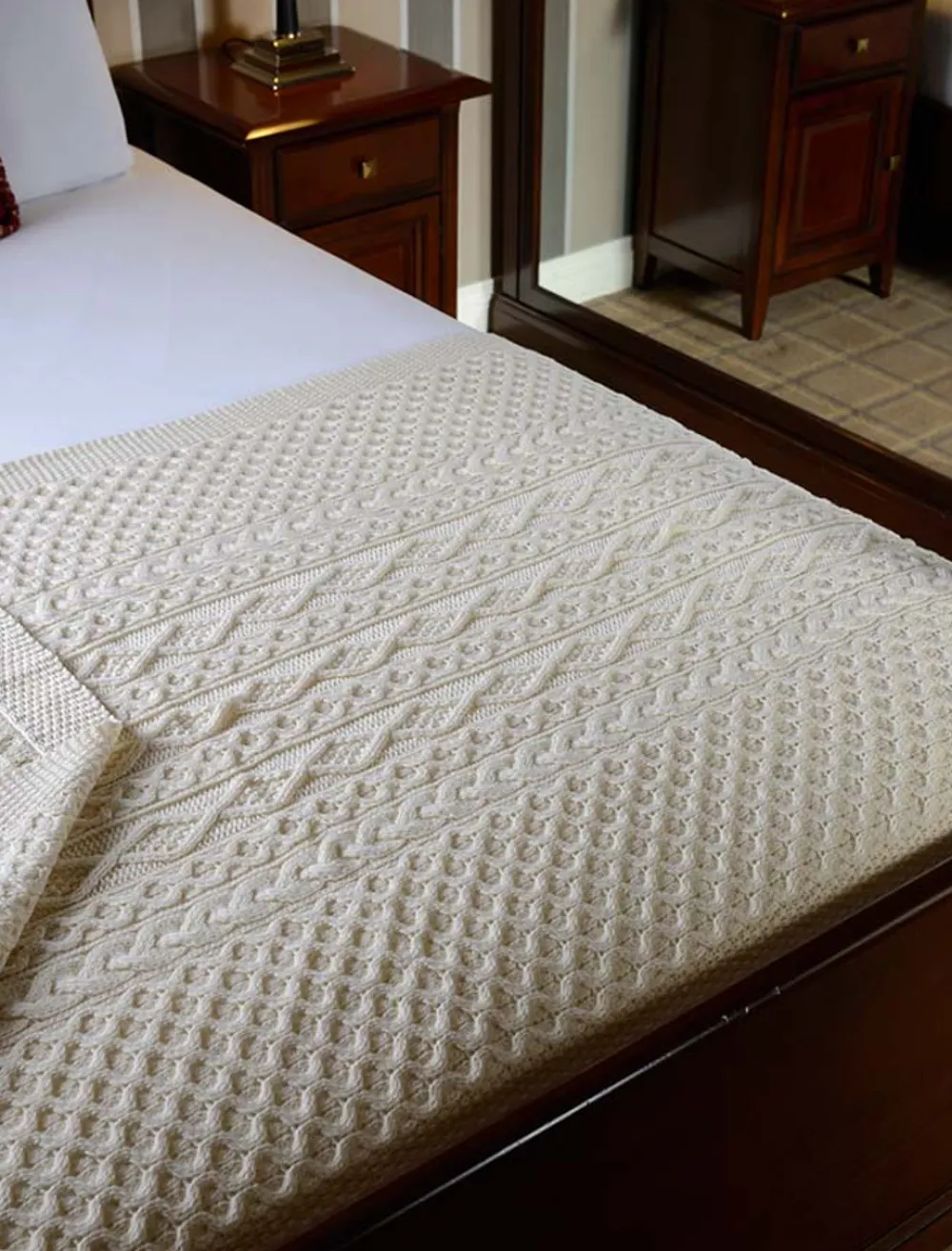 Fashion Dunne Clan Aran Throw Clan Throws