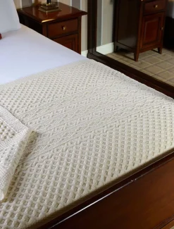 Store Fitzgerald Clan Aran Throw Clan Throws