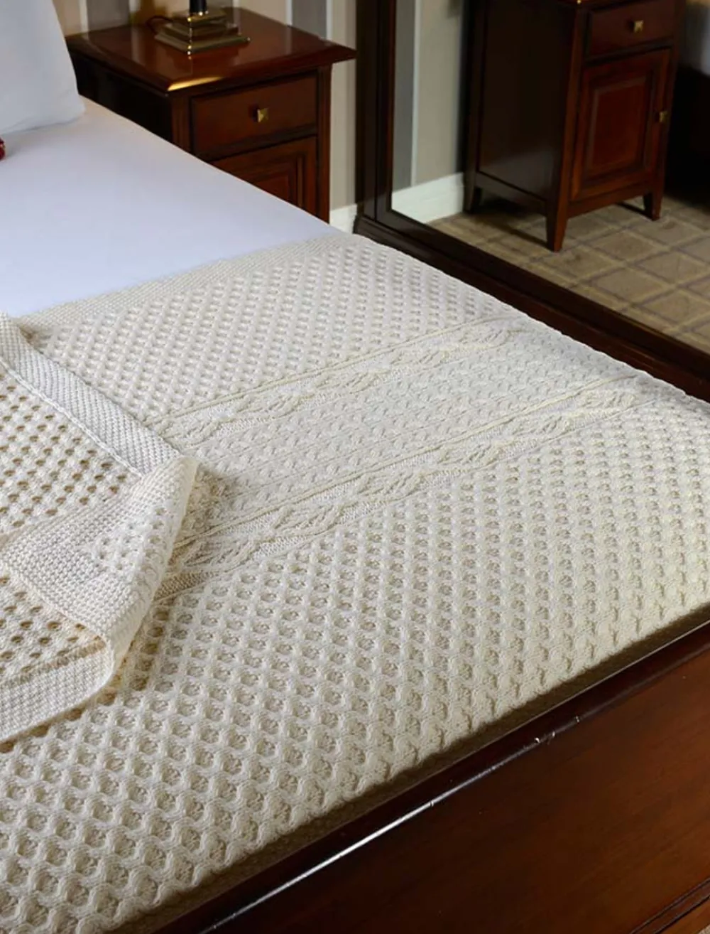 Cheap Flanagan Clan Aran Throw Clan Throws