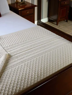 Hot Healy Clan Aran Throw Clan Throws