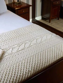 Cheap O'shaughnessey Clan Aran Throw Clan Throws