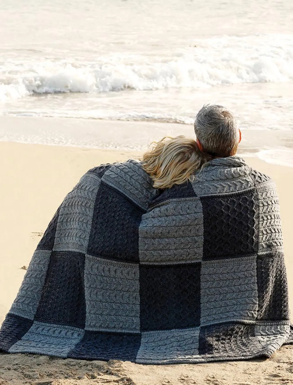 New Two-Tone Aran Patchwork Throw Knitted Wool Throws
