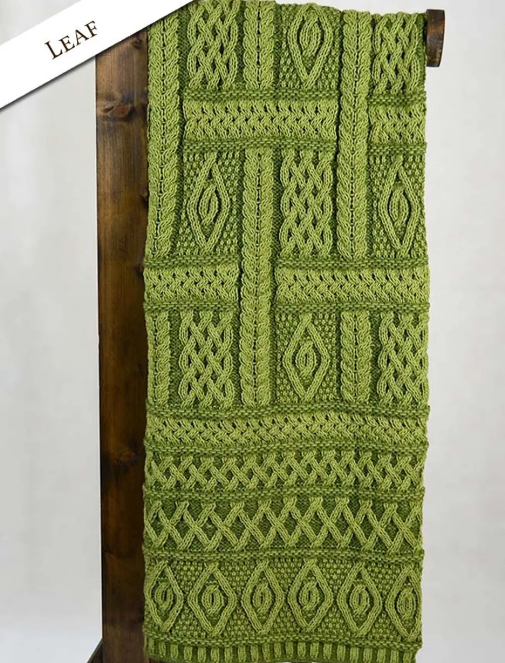 Outlet Two-Tone Aran Pleated Throw Knitted Wool Throws