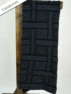 Outlet Two-Tone Aran Pleated Throw Knitted Wool Throws