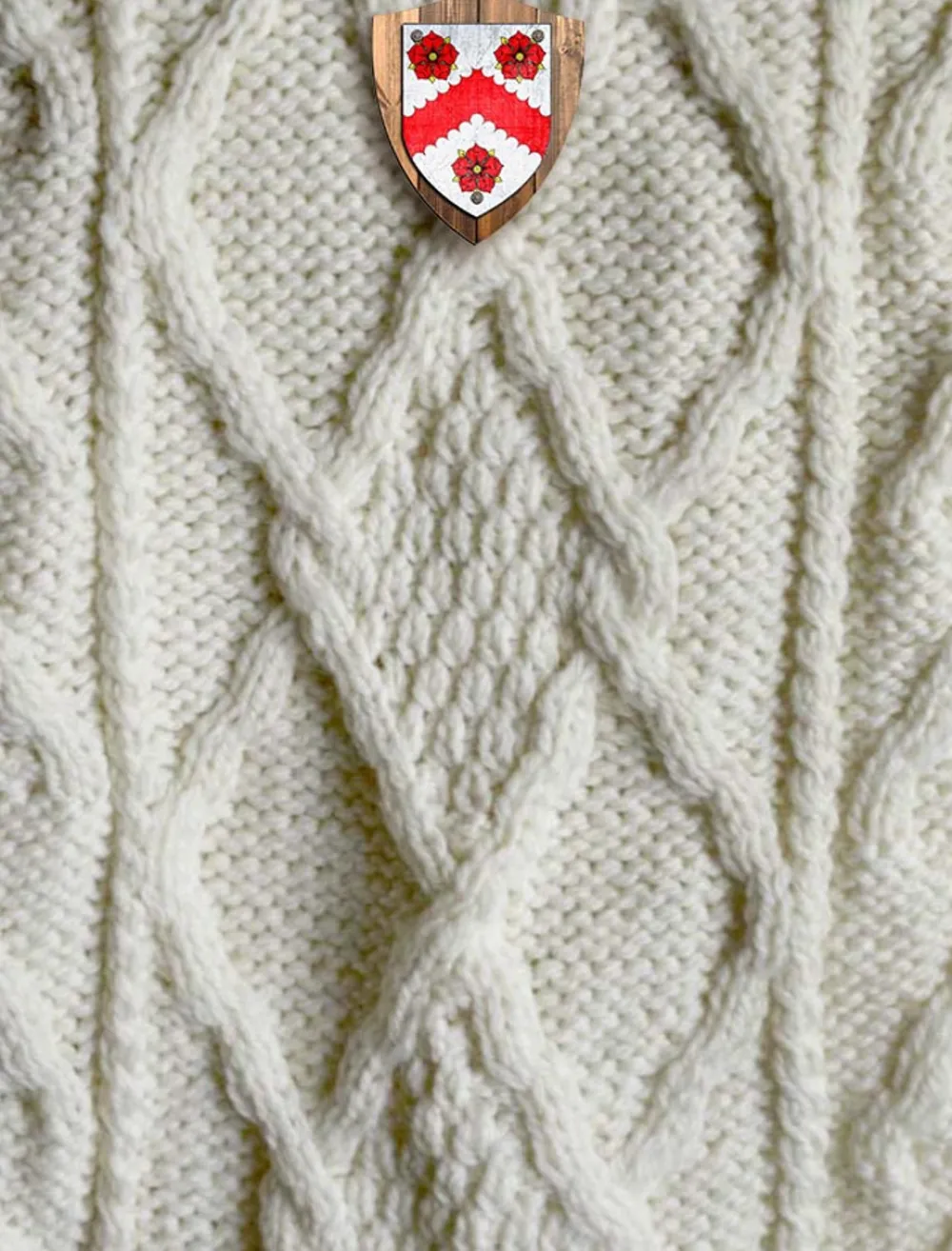 Hot White Clan Aran Throw Clan Throws