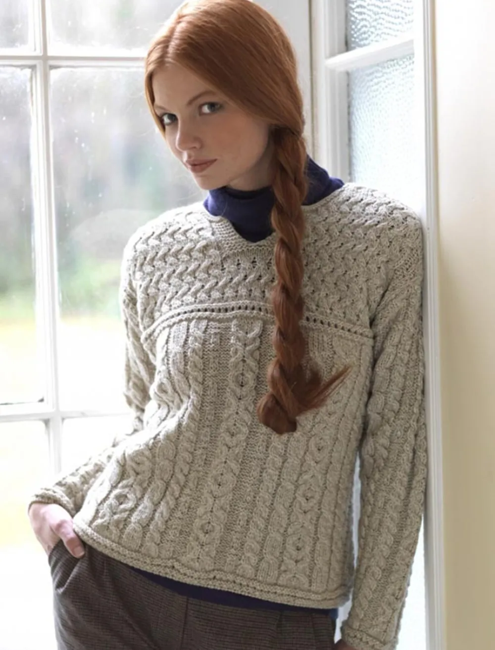Fashion Women's Keyhole Crew Neck Sweater Women Sweaters